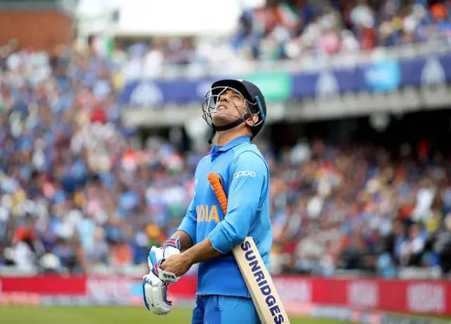 Ms Dhoni 7 Looks Overhead Background