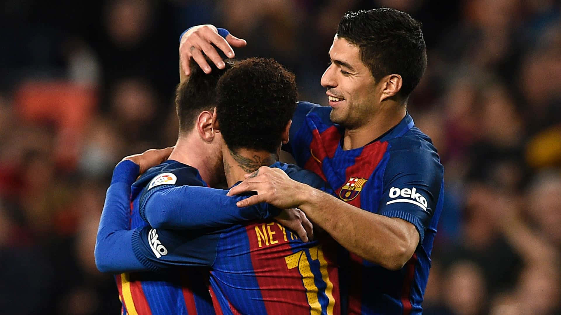 Msn Trio Suarez Hugging Background