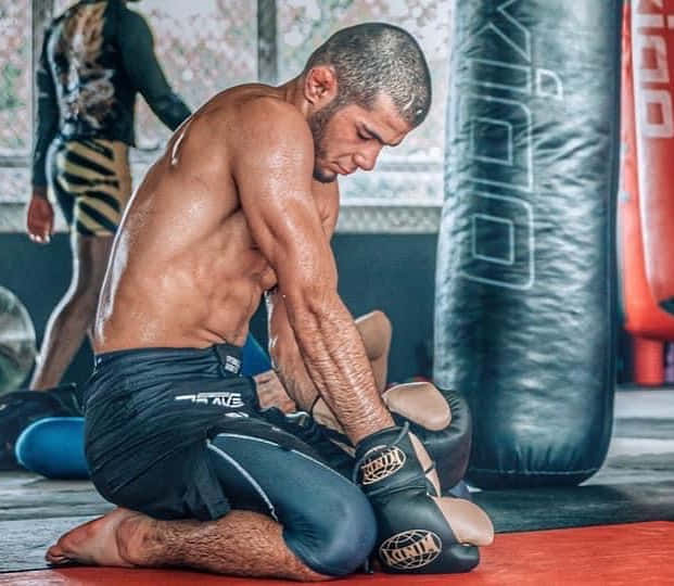 Muhammad Mokaev Resting Fists