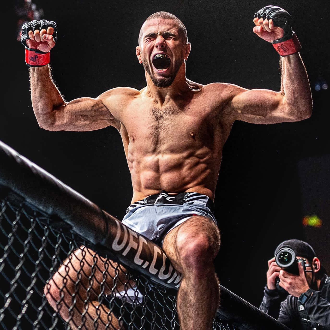 Muhammad Mokaev Sitting On Ropes