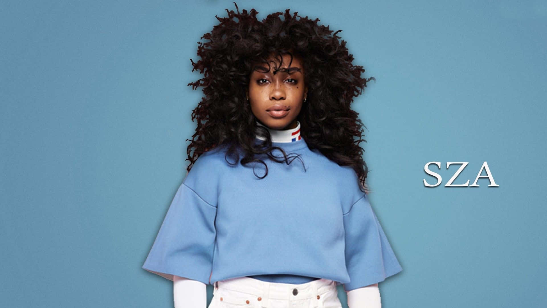 Music Artist Sza Relaxing And Enjoying The Sunshine Background