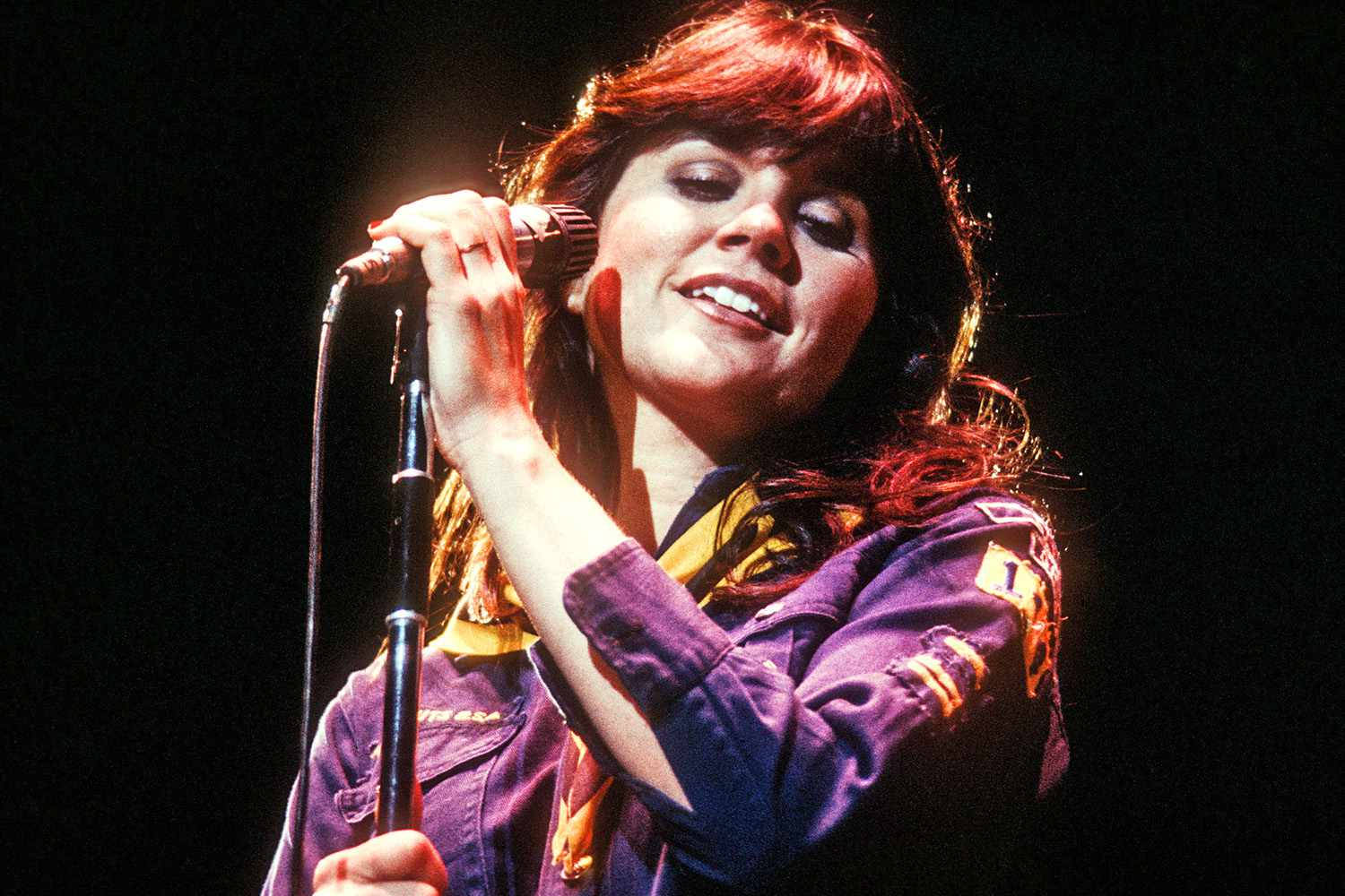 Music Legend Linda Ronstadt Background