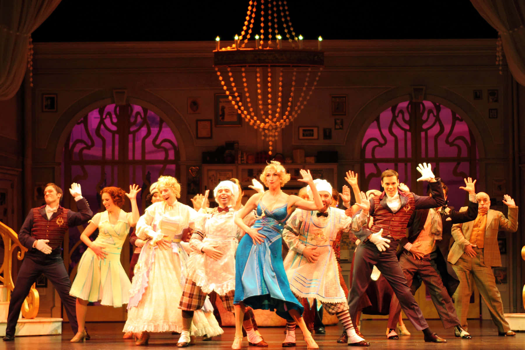 Musical Theatre [wallpaper] Background