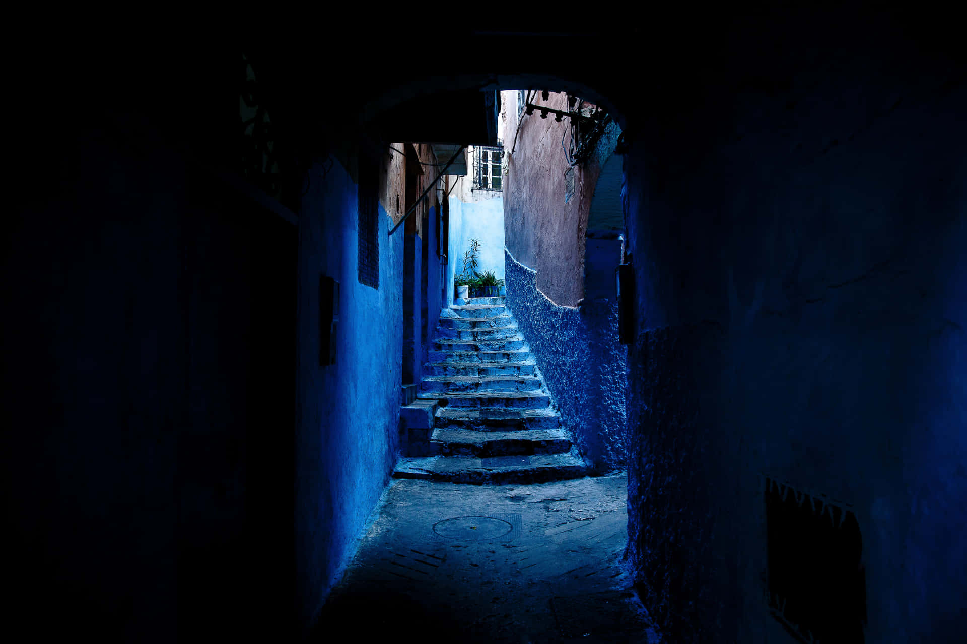 Mysterious Alleyway In A Distant Land Background