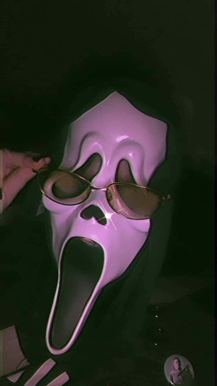 Mysterious Ghostface Aesthetic With Chilling Vibes Background