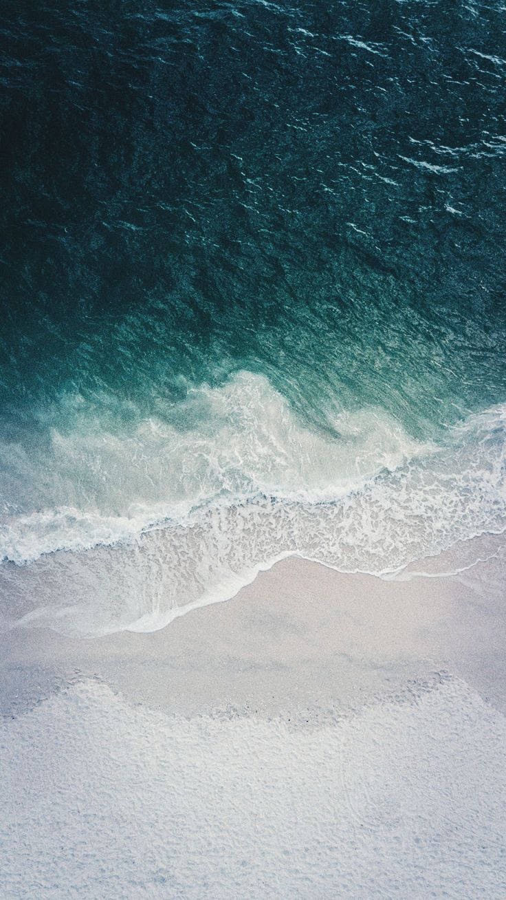 Mysterious Seashore In Dark Teal - Iphone Wallpaper Background