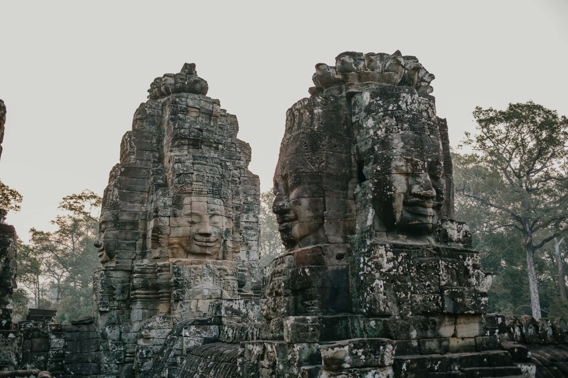 Mysterious Stone Face In Angkor Thom, Cambodia Background