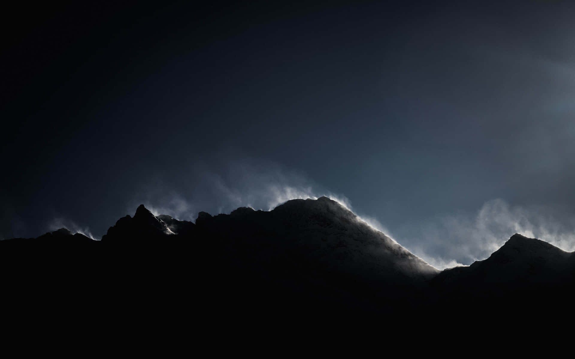 Mystic_ Mountain_ Silhouettes_4 K