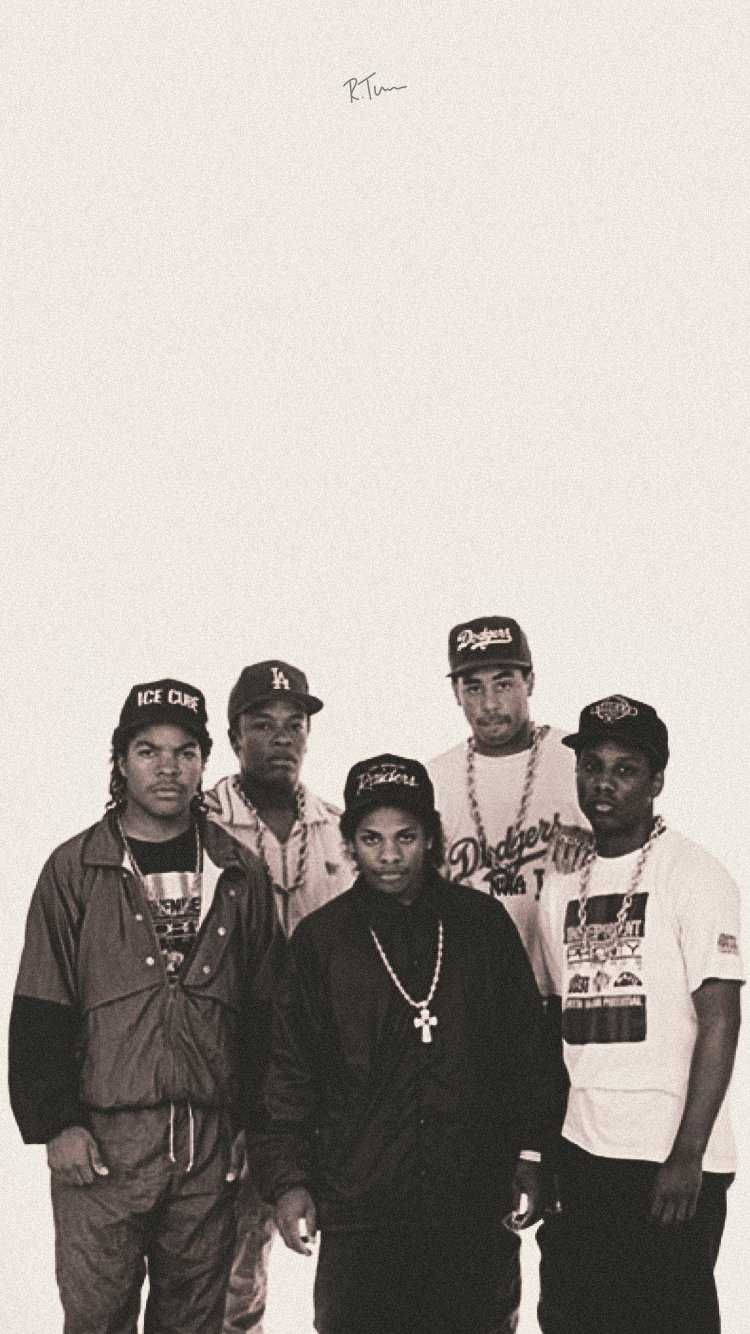 N.w.a. 90s Hip Hop Members Vintage Portrait Background