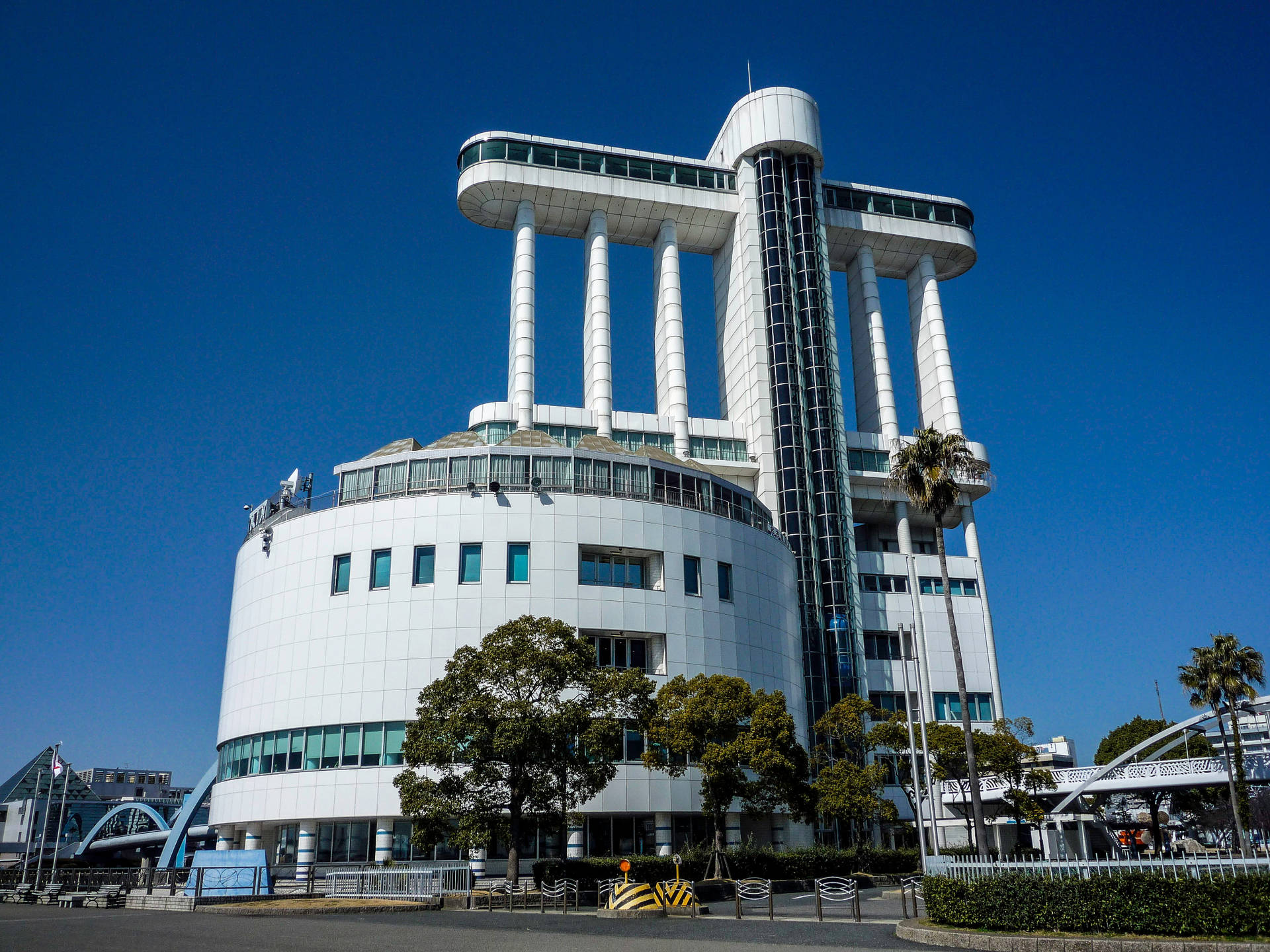 Nagoya Public Port Building Background