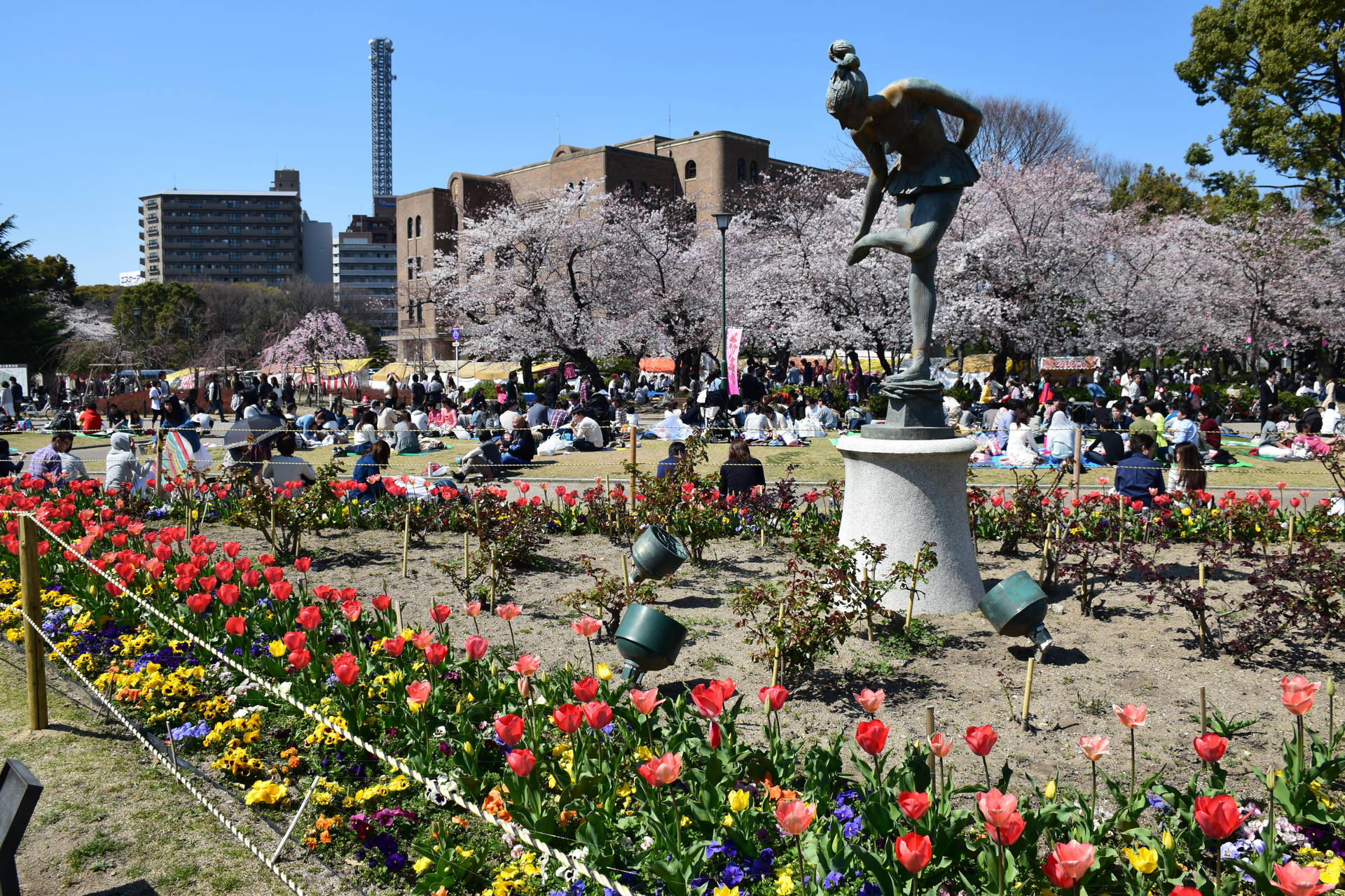 Nagoya Tsuruma Park Ballerina Statue