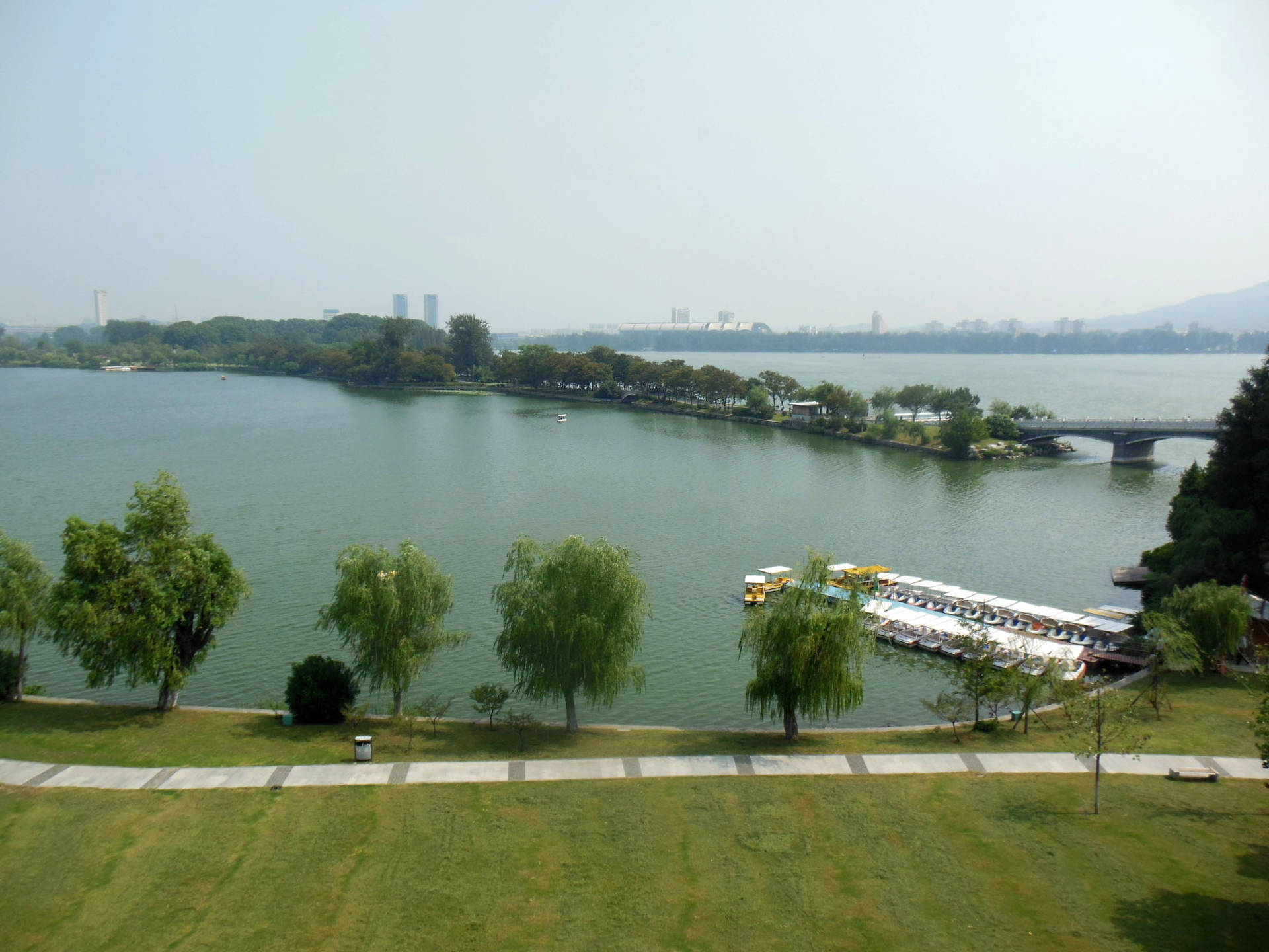 Nanjing Xuanwu Lake Background