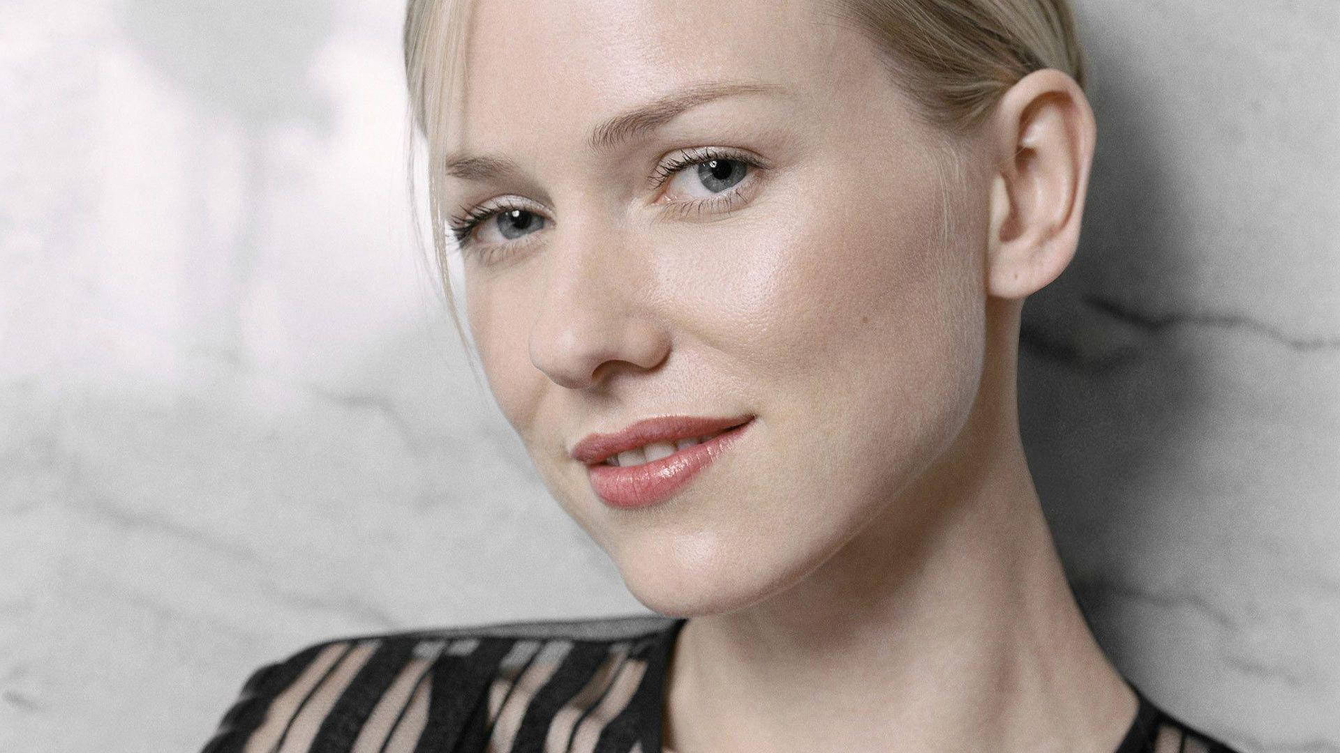 Naomi Watts Film Actress Photoshoot Background