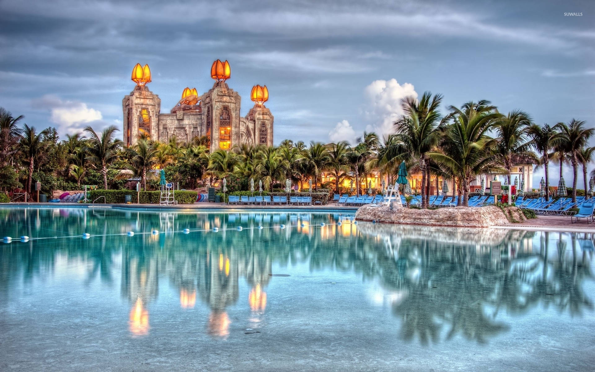 Nassau Bahamas Atlantis Pool Background