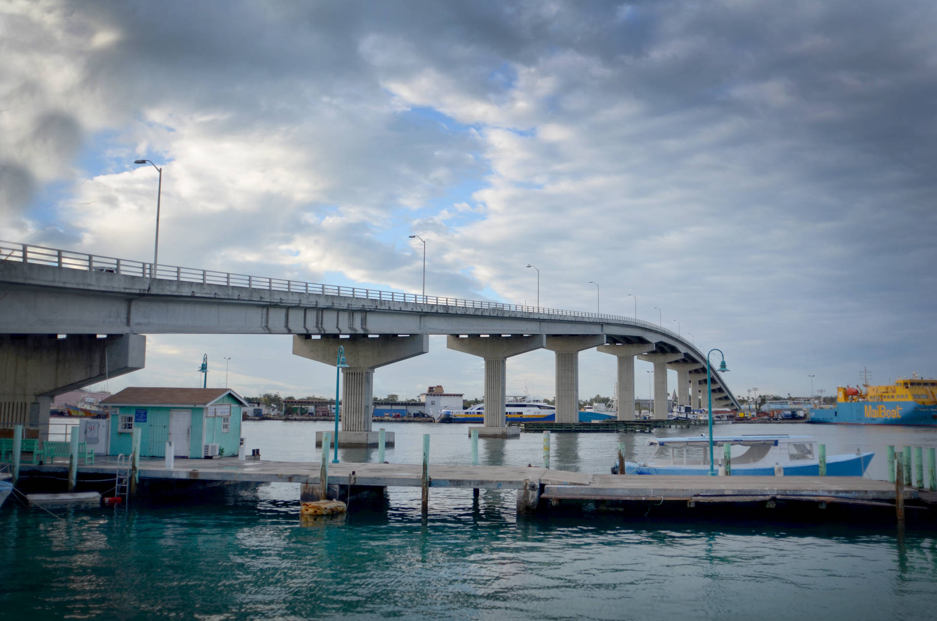 Nassau Bahamas Sidney Poitier Bridge Background