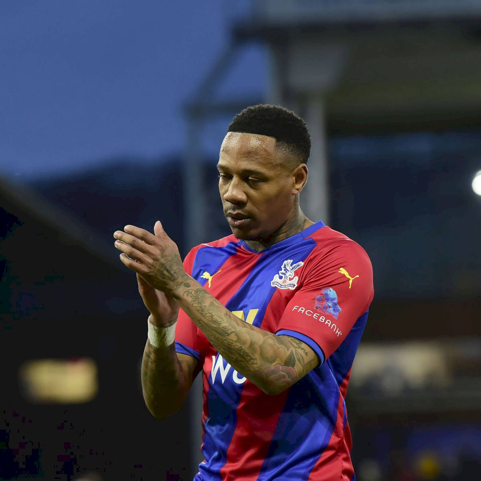 Nathaniel Clyne Clapping During Match