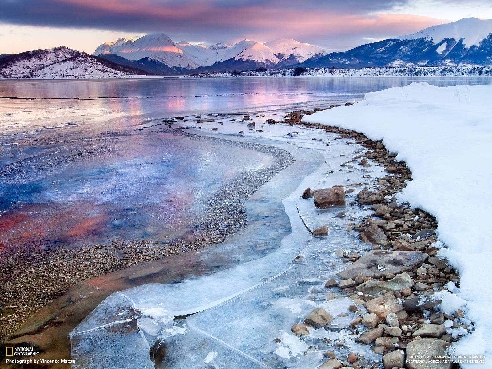 National Geographic Frozen Lake Background