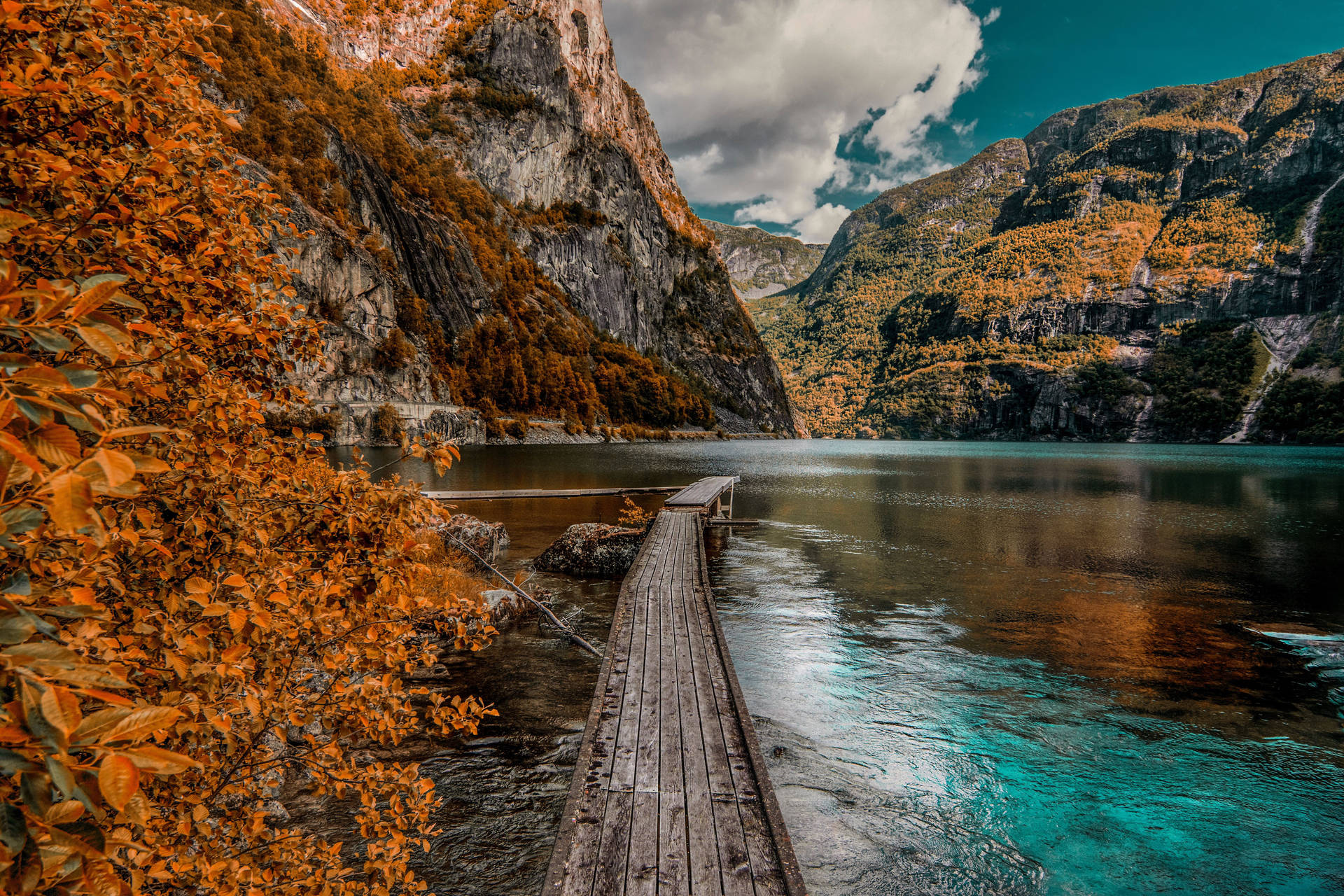 Nature Computer Mountains And Blue Sky Background