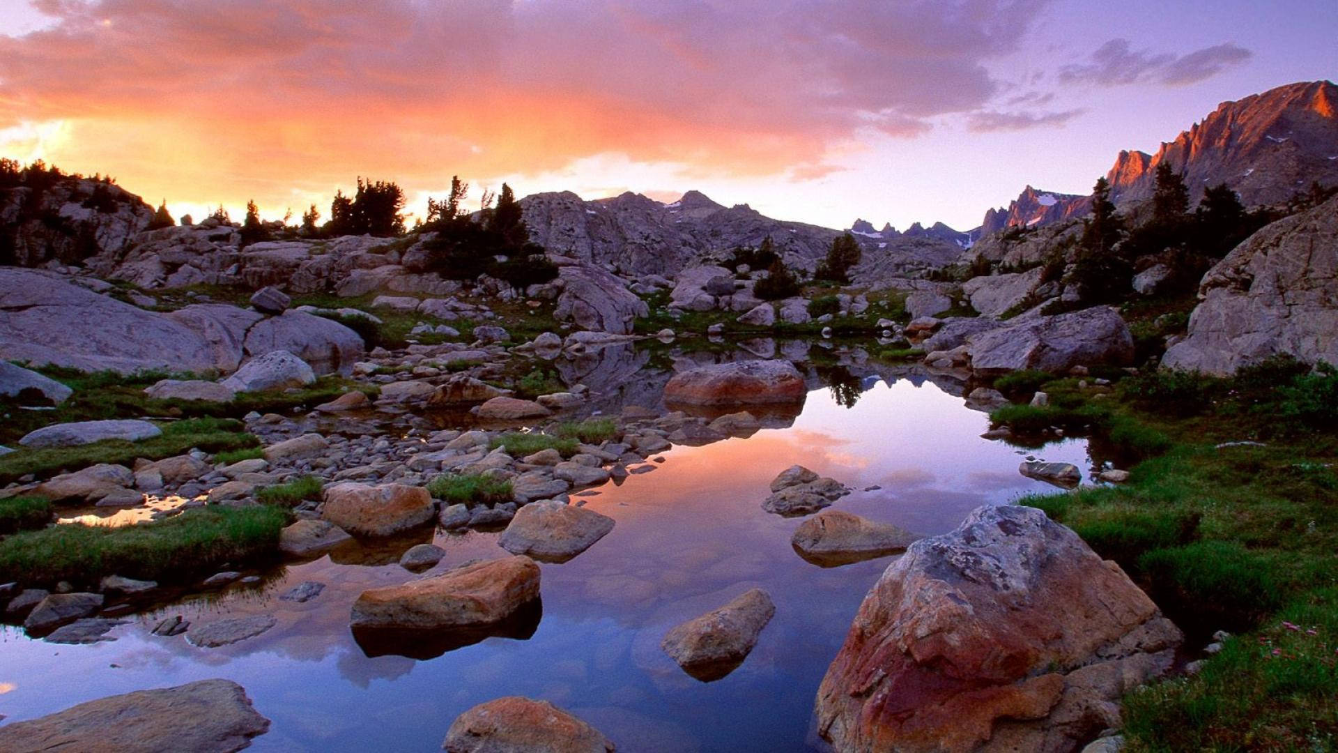 Nature Computer Wind River Range