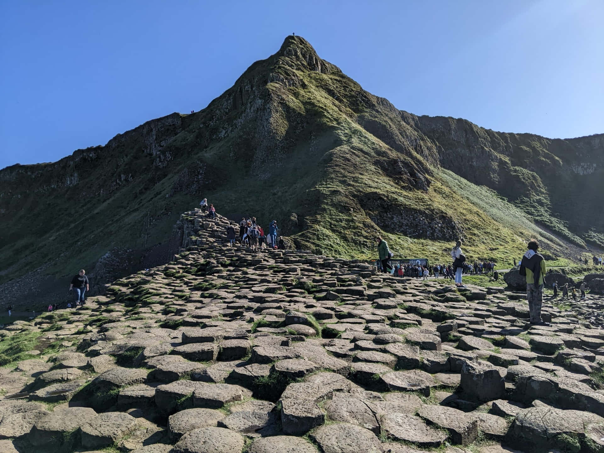 Nature Preserve Giant's Causeway Mountain Background