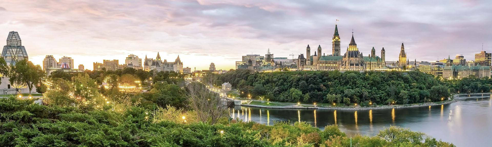 Nature Surrounding Ottawa Parliament Hill Background