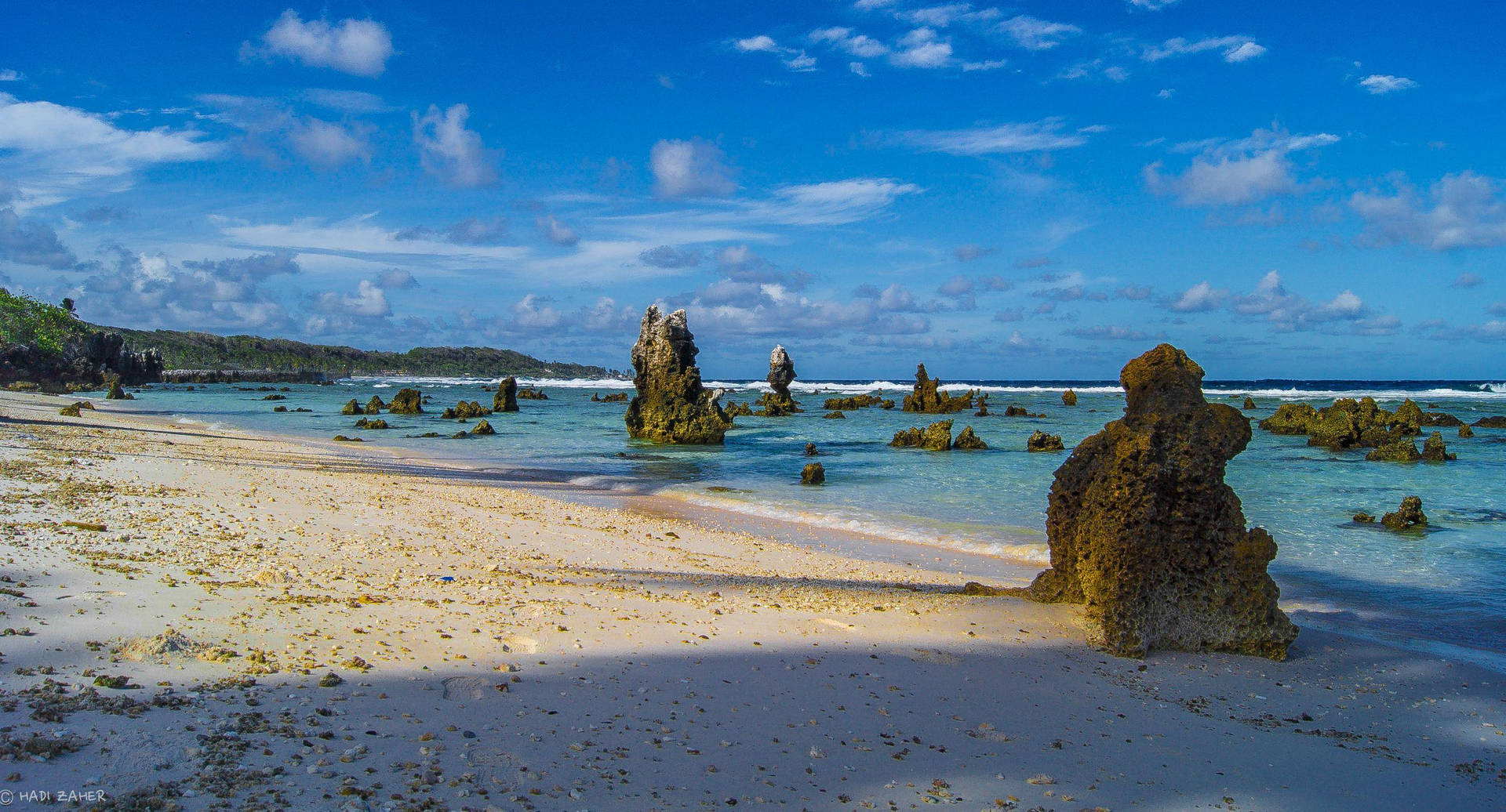 Nauru Rock Formations By The Beach Background