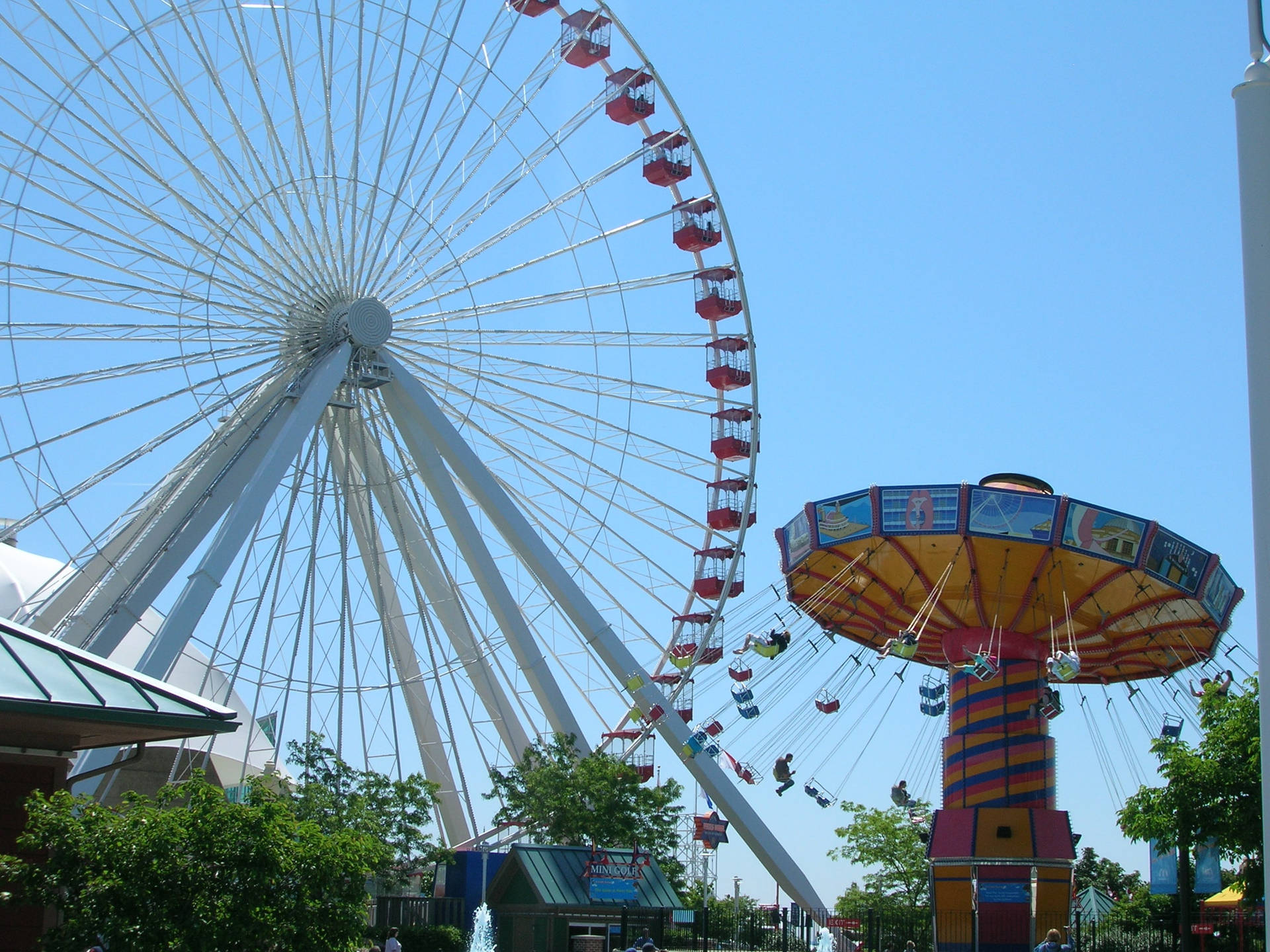 Navy Pier Wheel Swinger Attractions