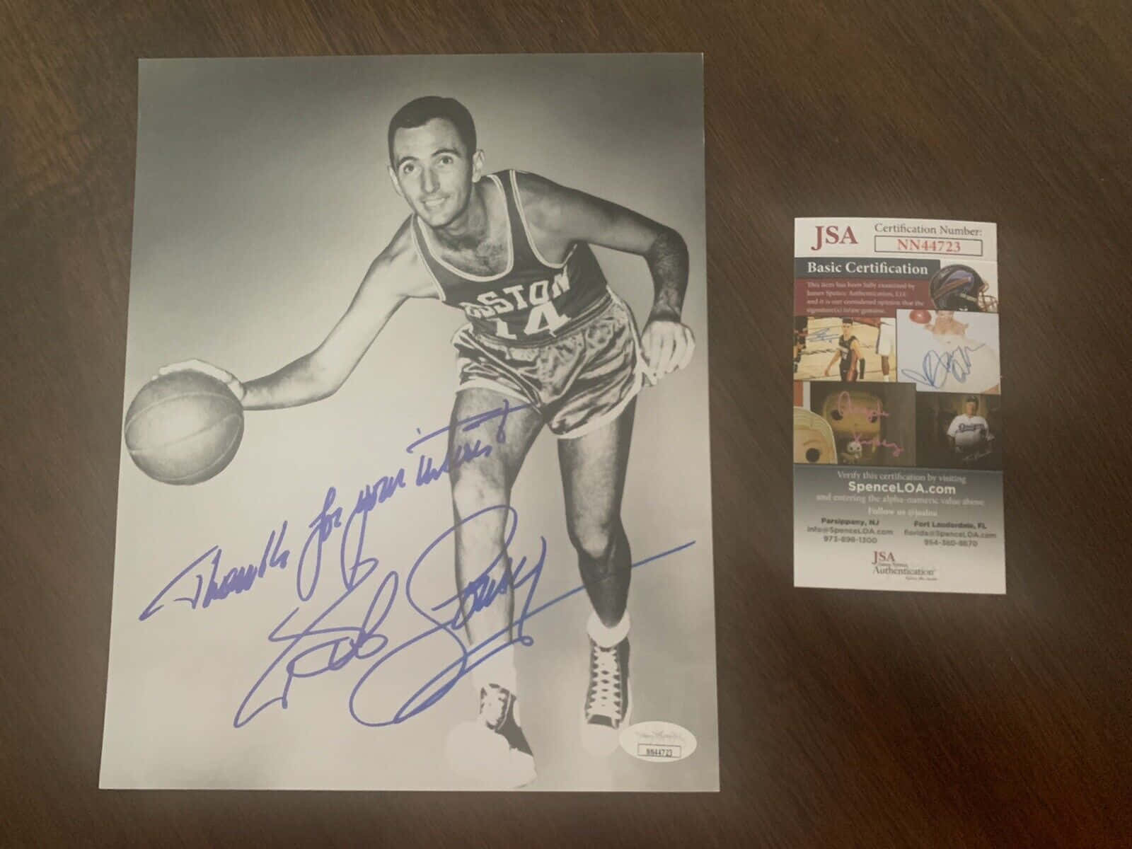 Nba Athlete Bob Cousy Background