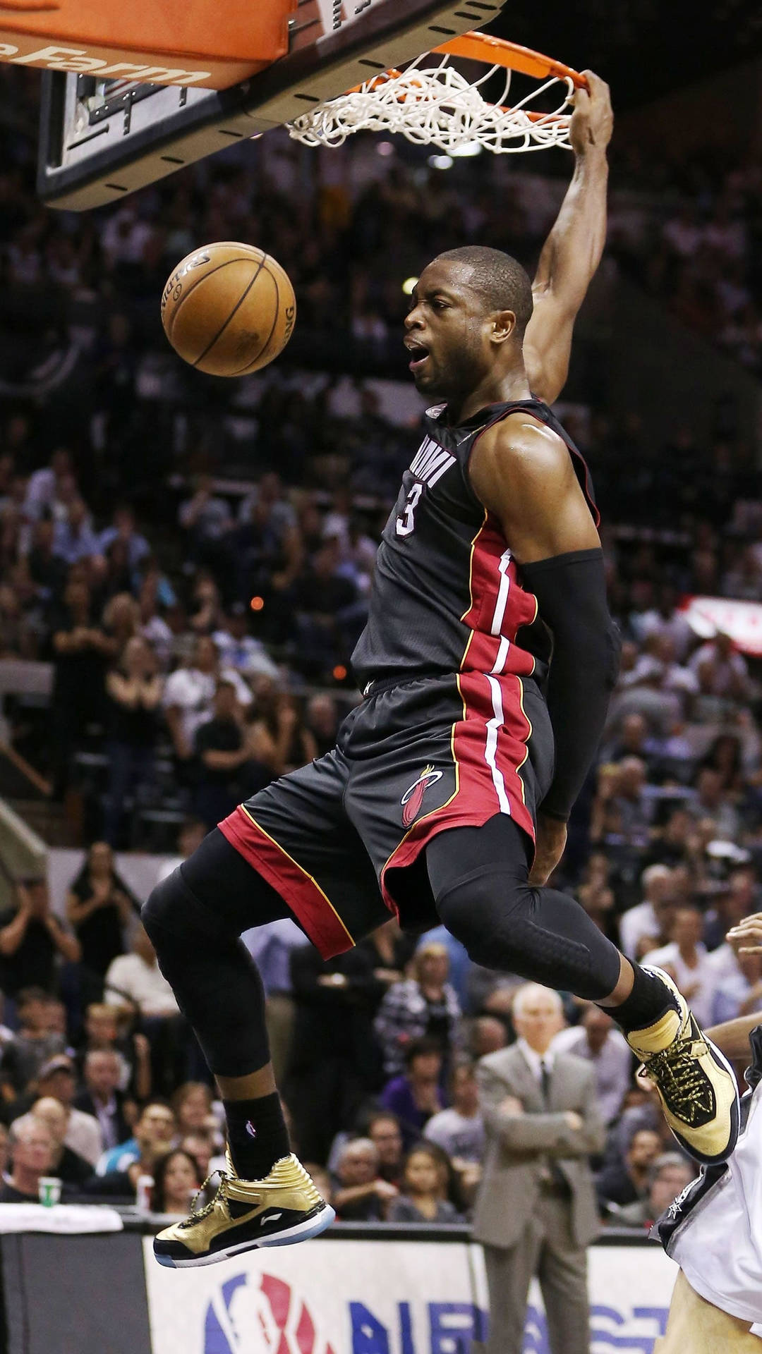 Nba Finals Dwyane Wade Iconic In Game Dunk Background