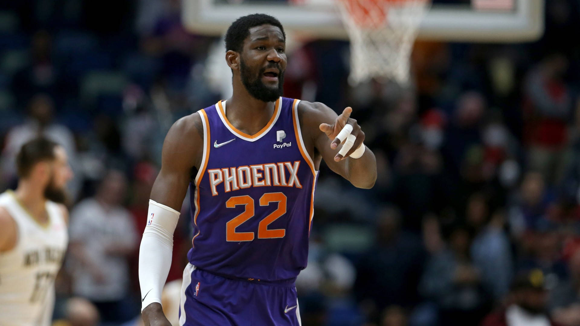 Nba League Phoenix Suns No. 22 Deandre Ayton Background