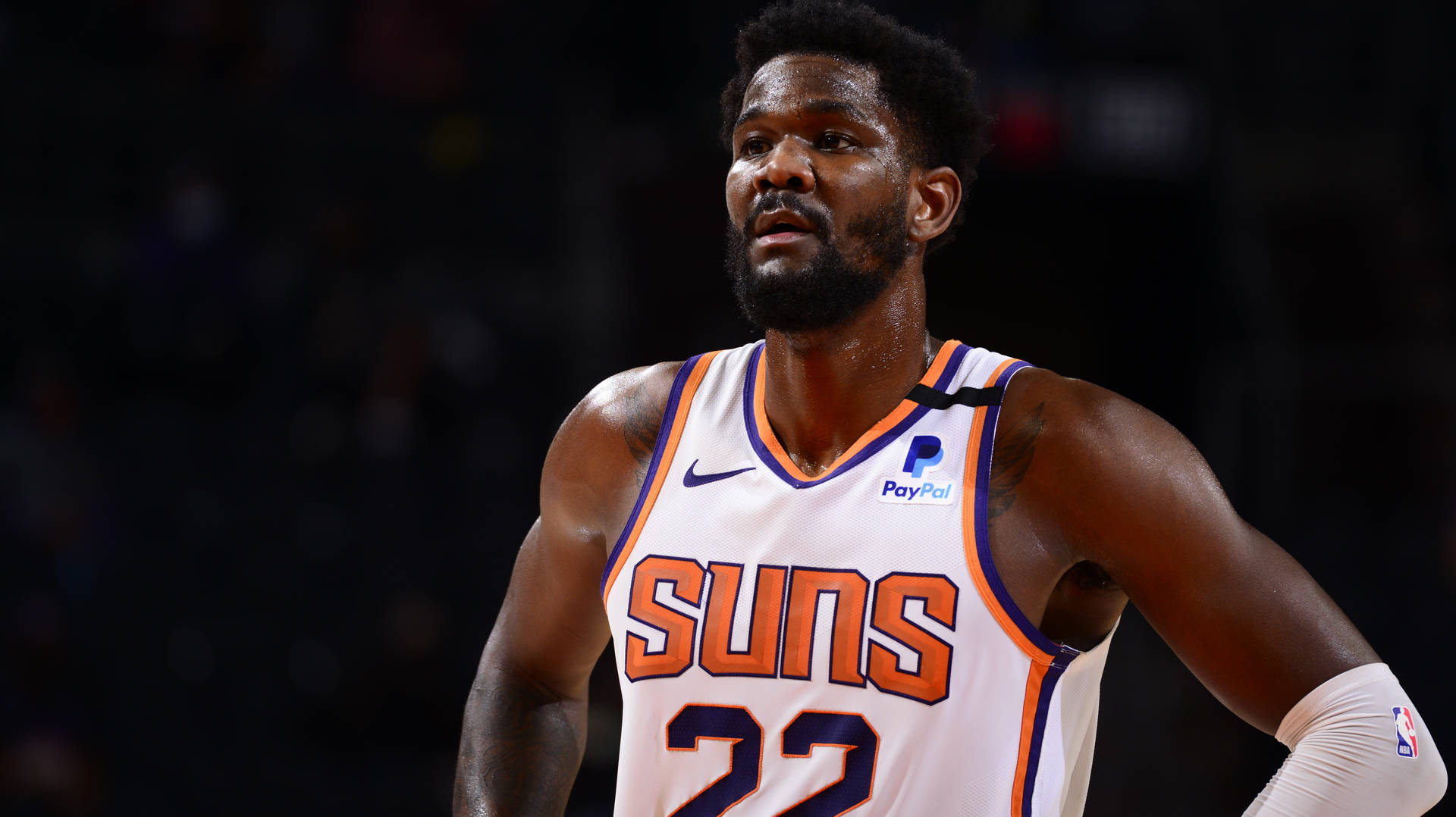 Nba Player Deandre Ayton Phoenix Suns Background