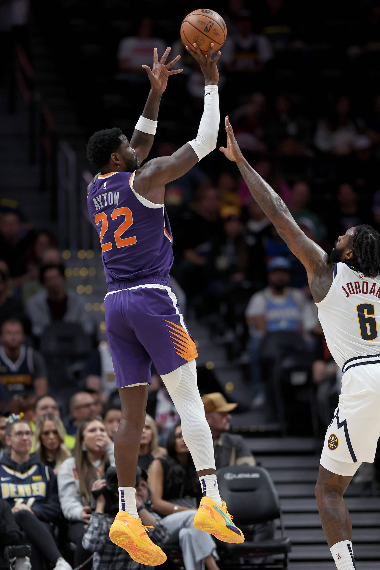 Nba Playoffs Deandre Ayton Versus Deandre Jordan Background