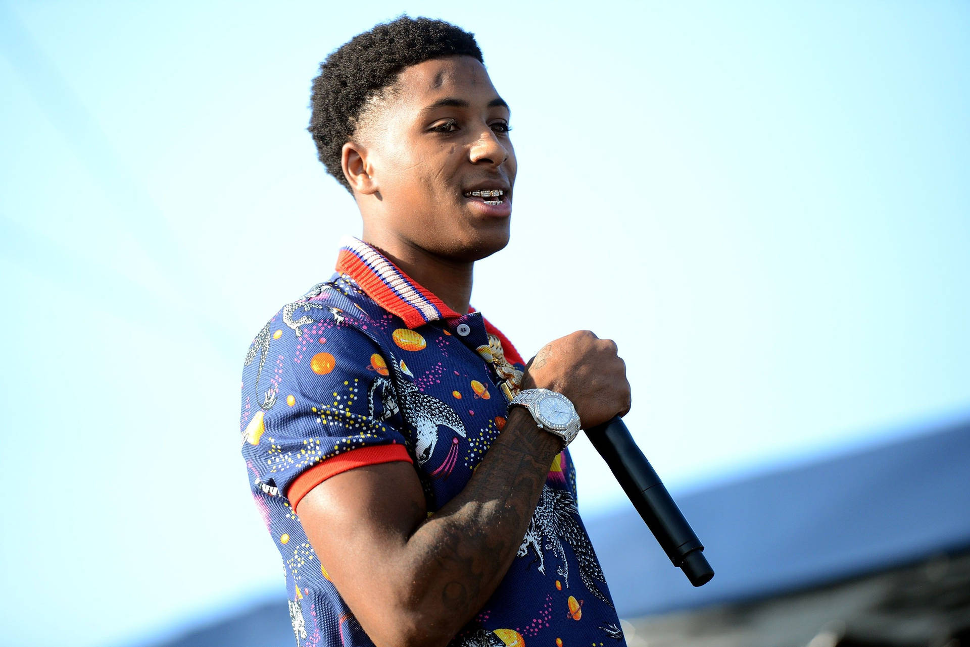 Nba Youngboy Performing Live Background