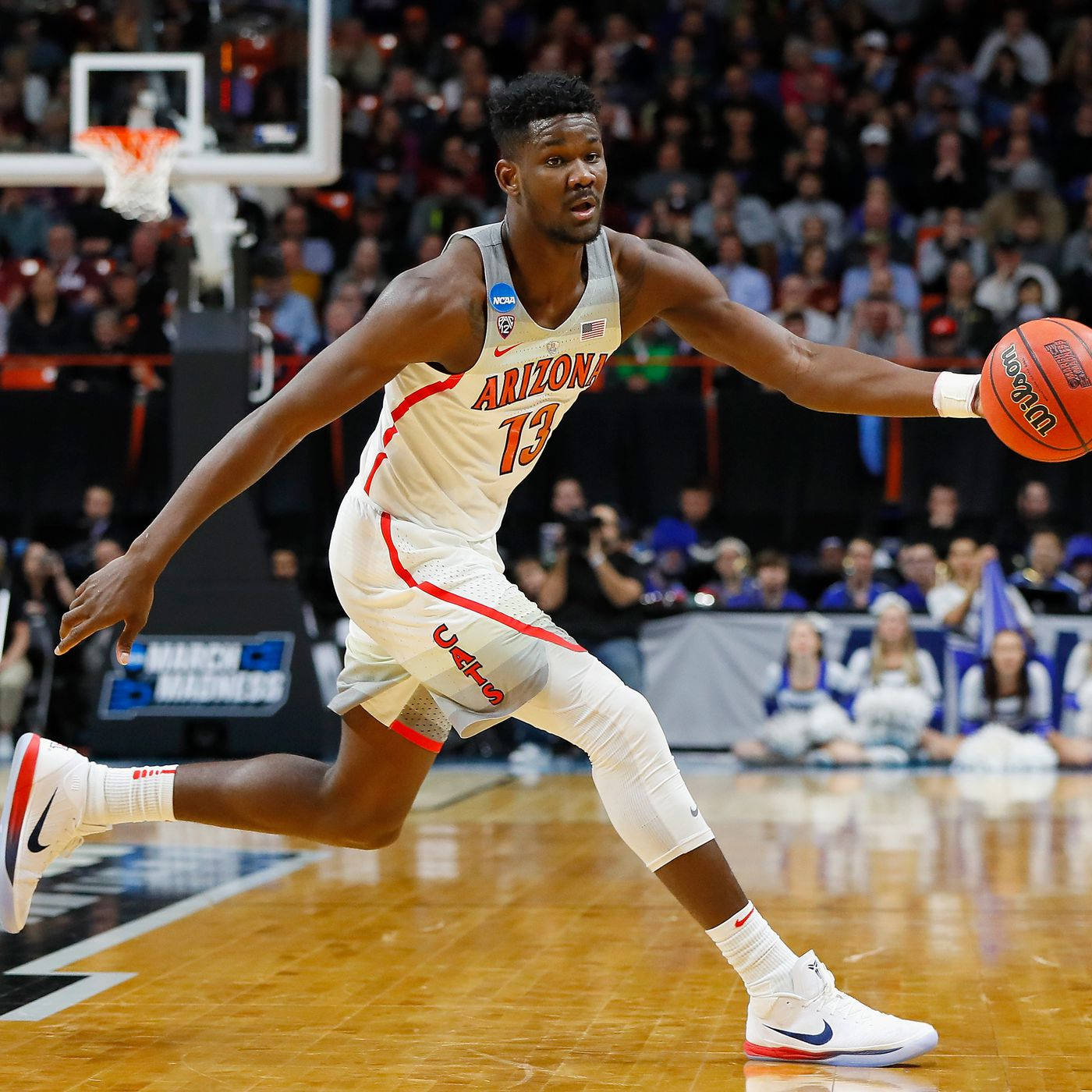 Ncaa Men's Basketball Arizona Wildcats Deandre Ayton