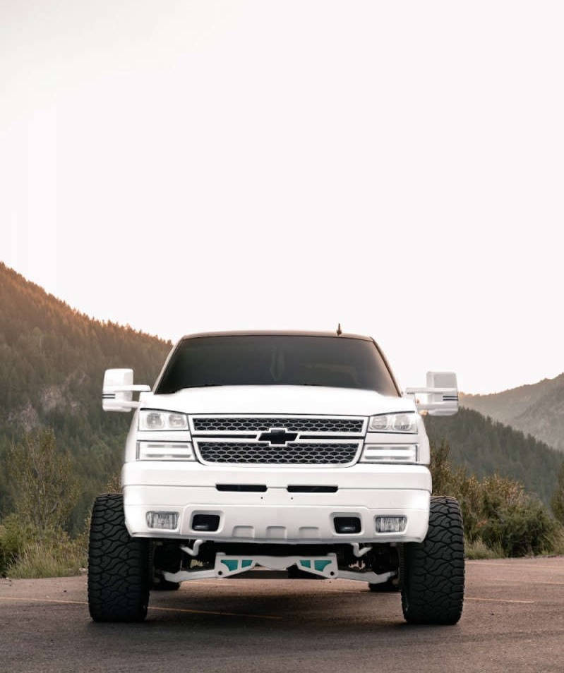 Neat And Clean Duramax Background