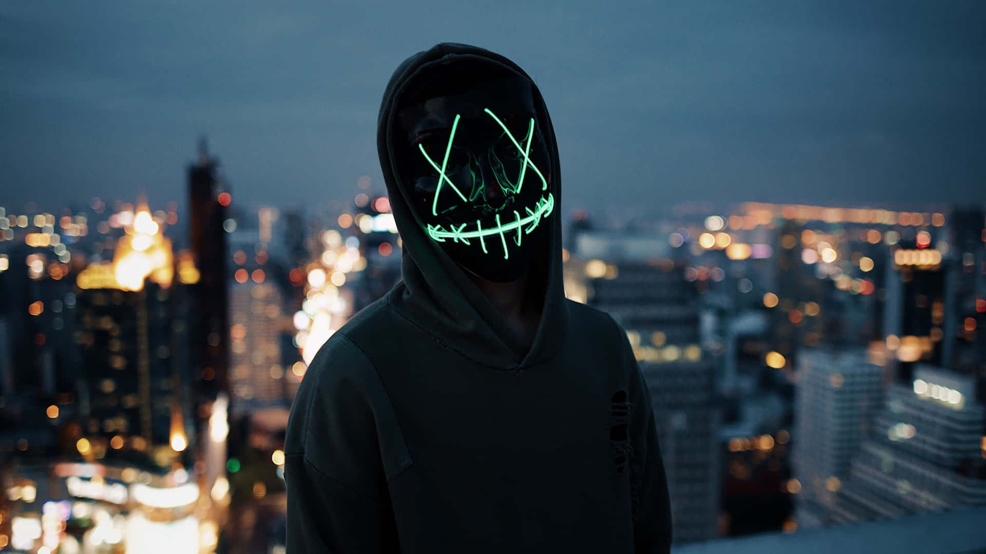 Neon_ Mask_ Urban_ Night_4 K Background