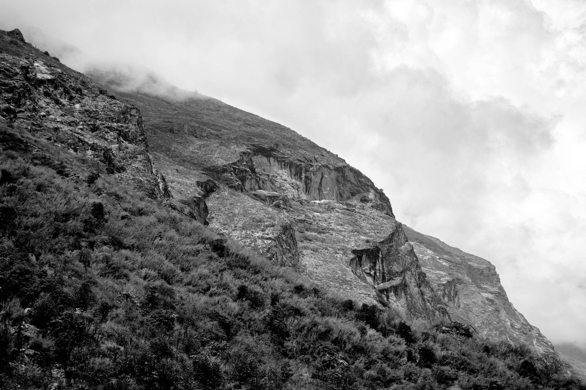 Nepal Gray Aesthetic Mountain Background