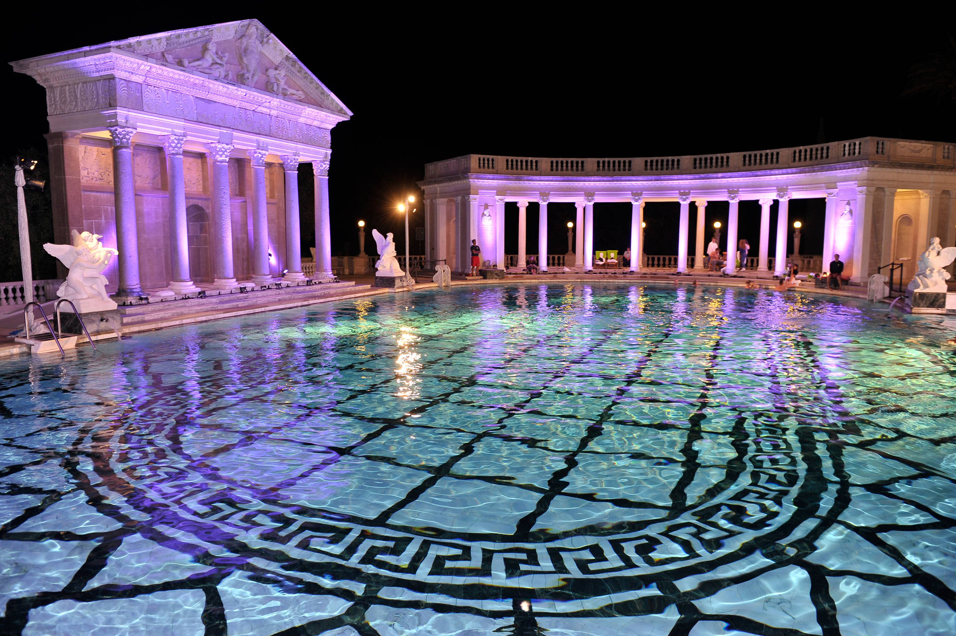 Neptune Pool At Hearst Castle Background