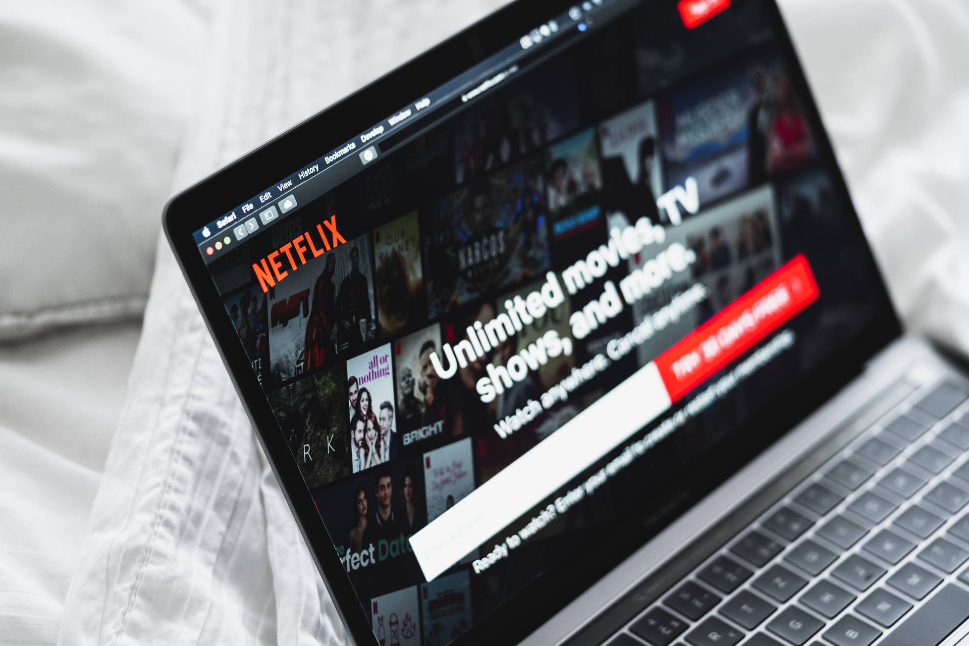 Netflix Website Laptop Screen Background