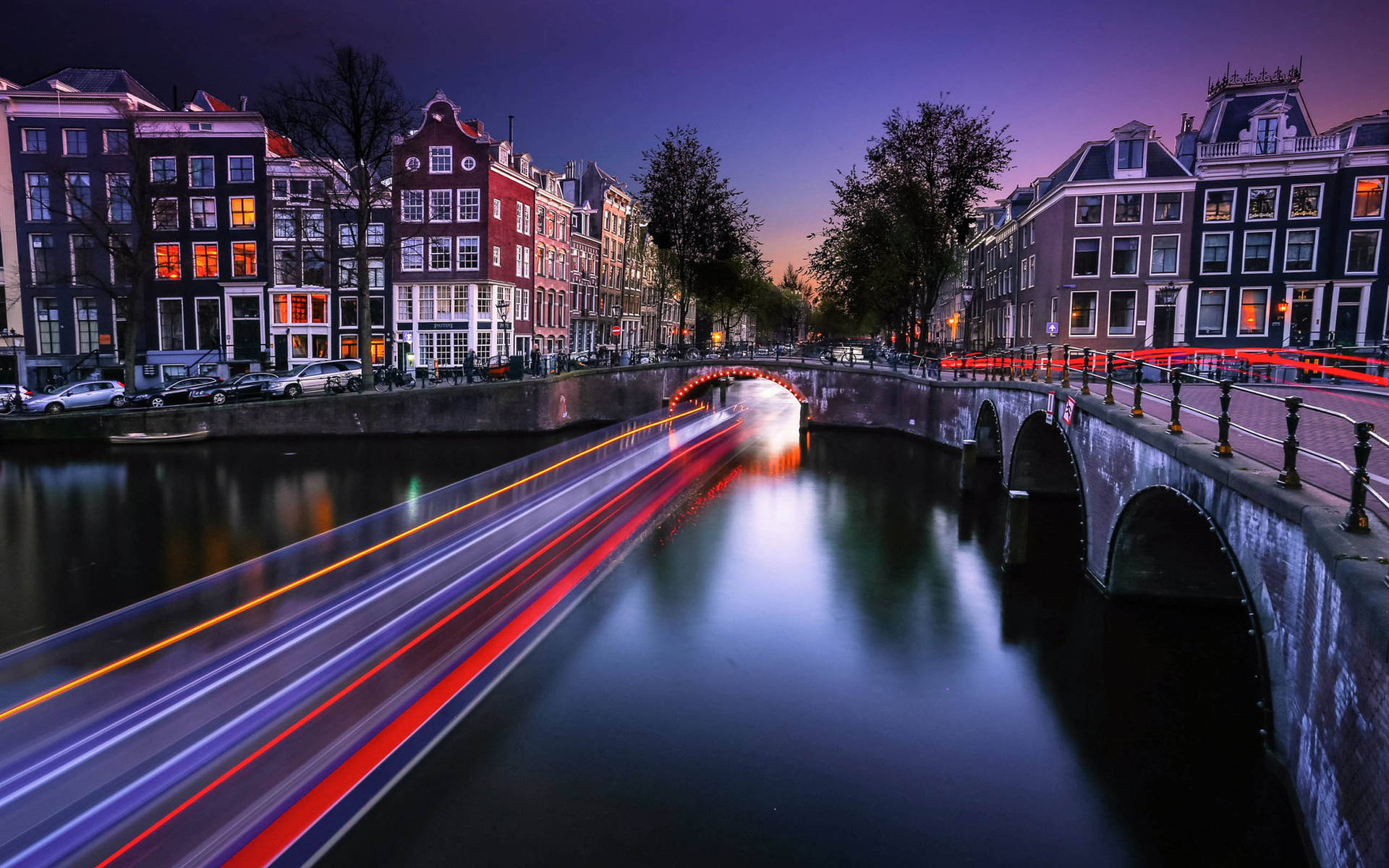 Netherlands Emperor’s Canal With Sunset Background