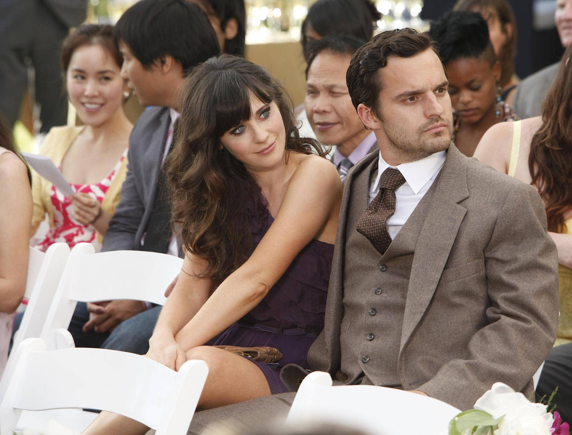 New Girl Jess And Nick In Wedding Background