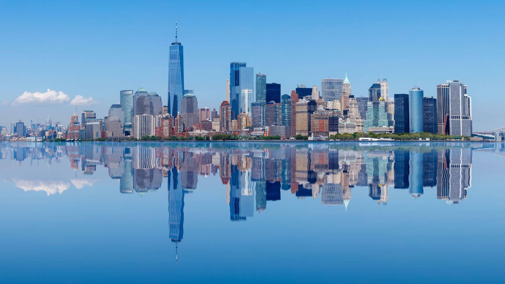 New York City Desktop Reflection On Hudson Water Background