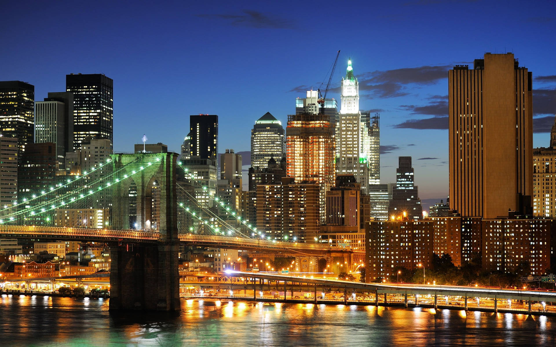 New York Hd Brooklyn Bridge Green Lights Background