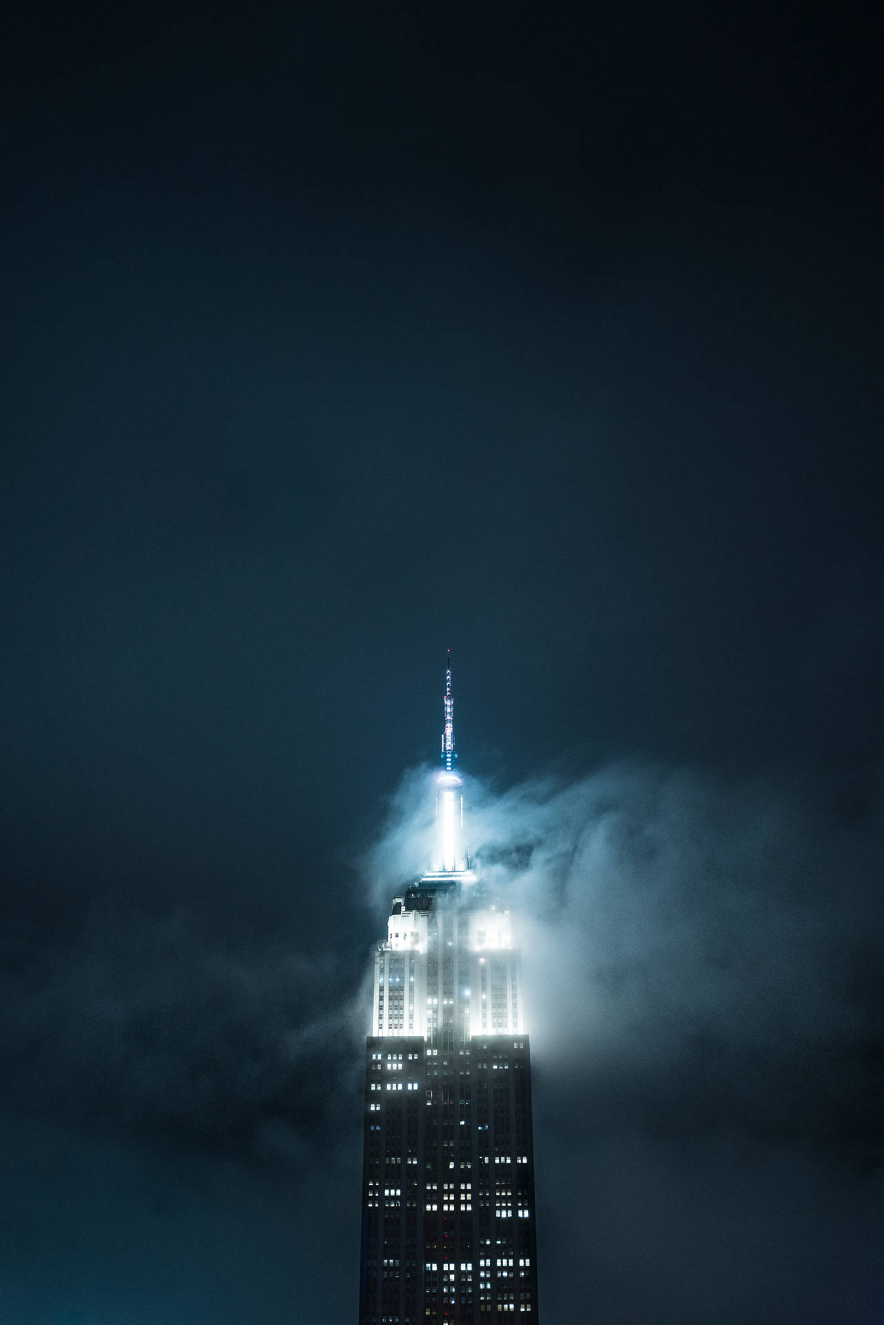 New York Hd Empire Building Fog Background