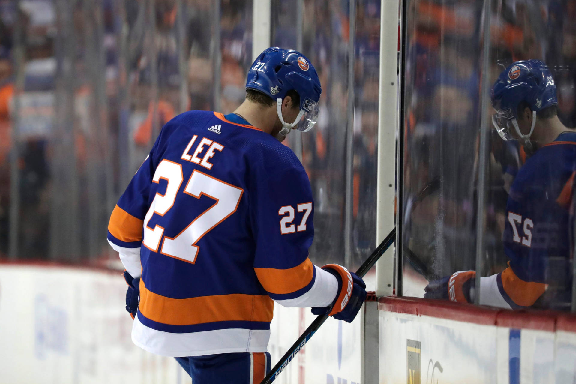 New York Islanders Wing Anders Lee Penalty Box Background