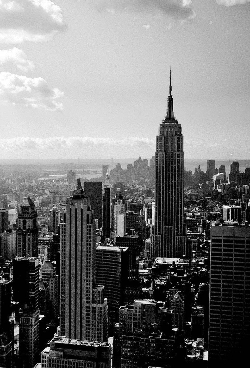 New York Skyline Iphone Black And White Background
