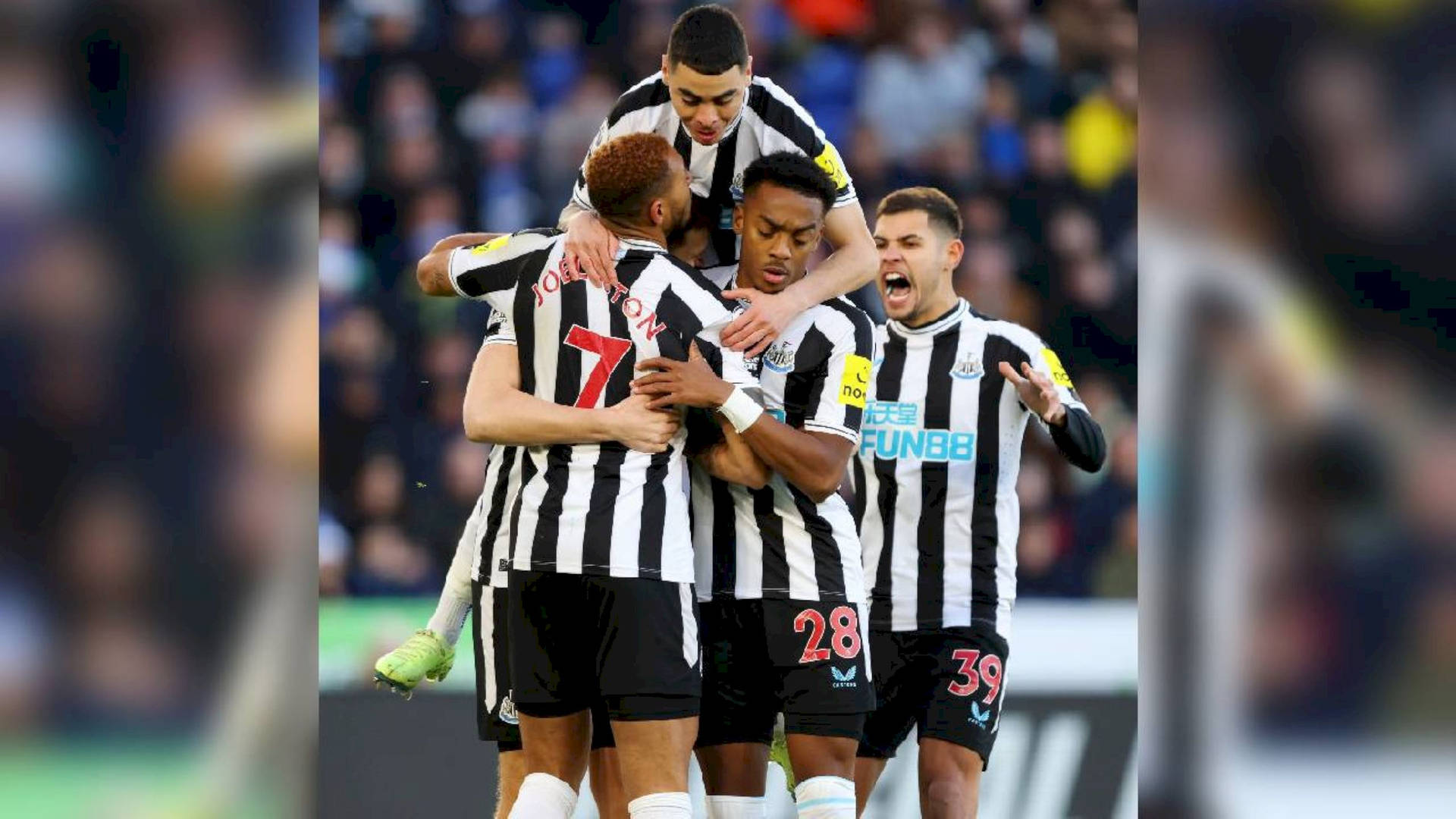 Newcastle United Fc Group Hug