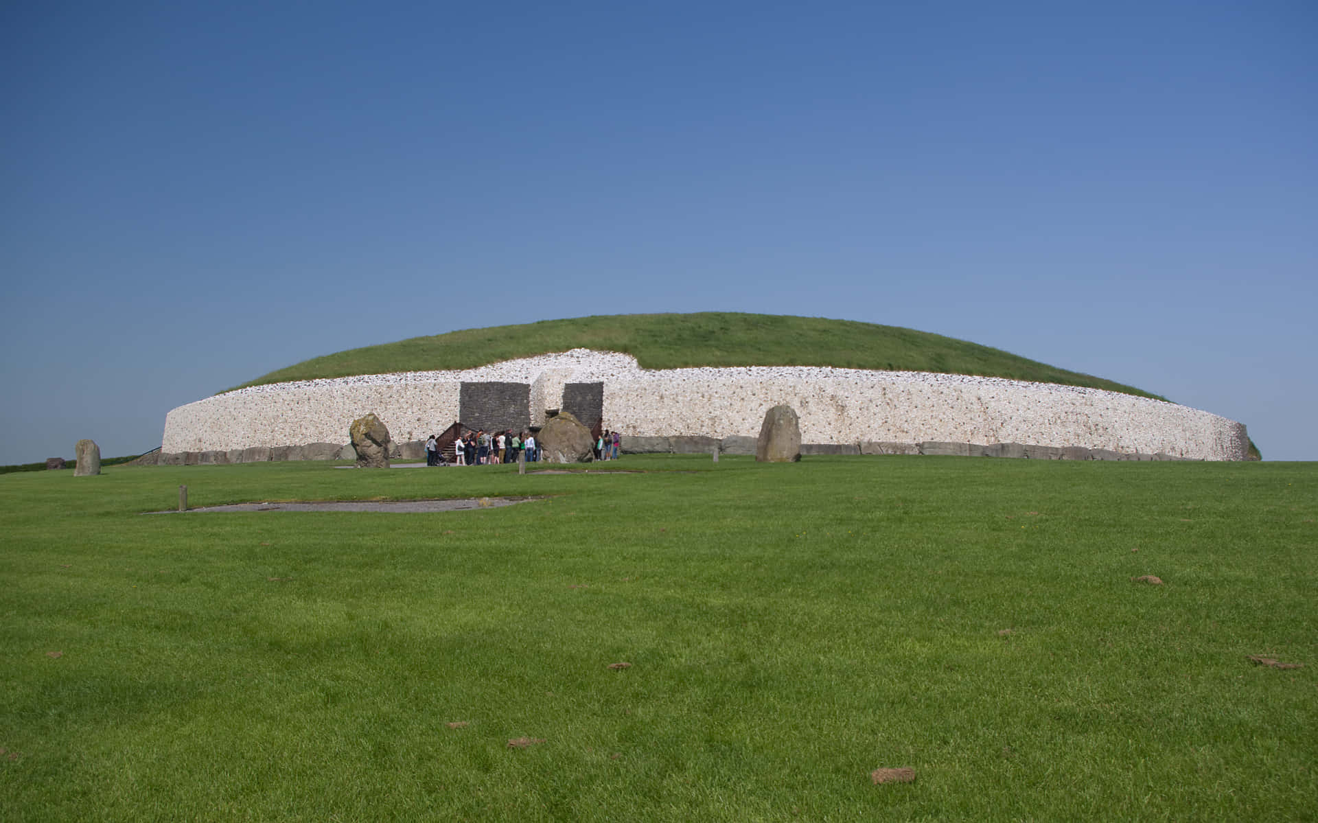 Newgrange With Grass Field Long Shot Background