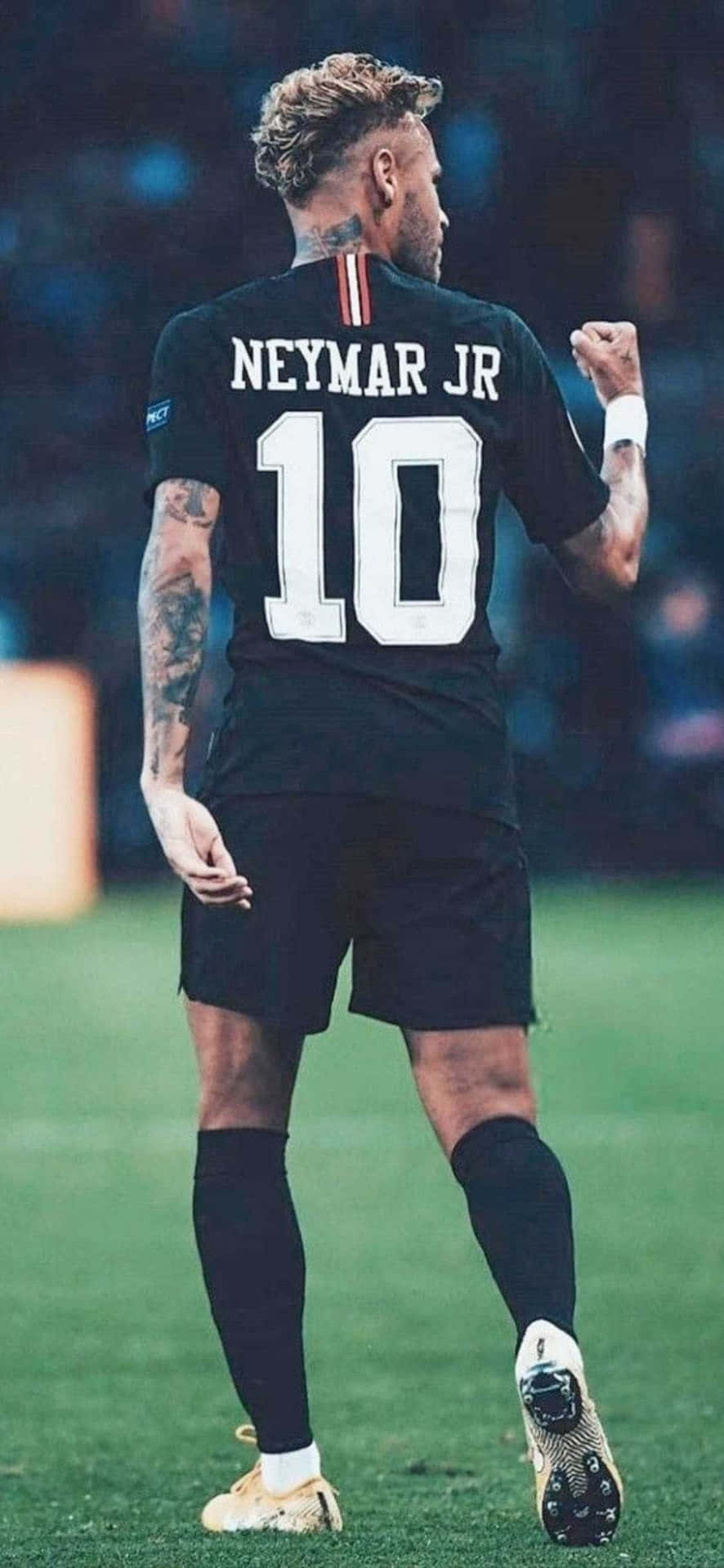 Neymar Shows Off The Latest Iphone Background