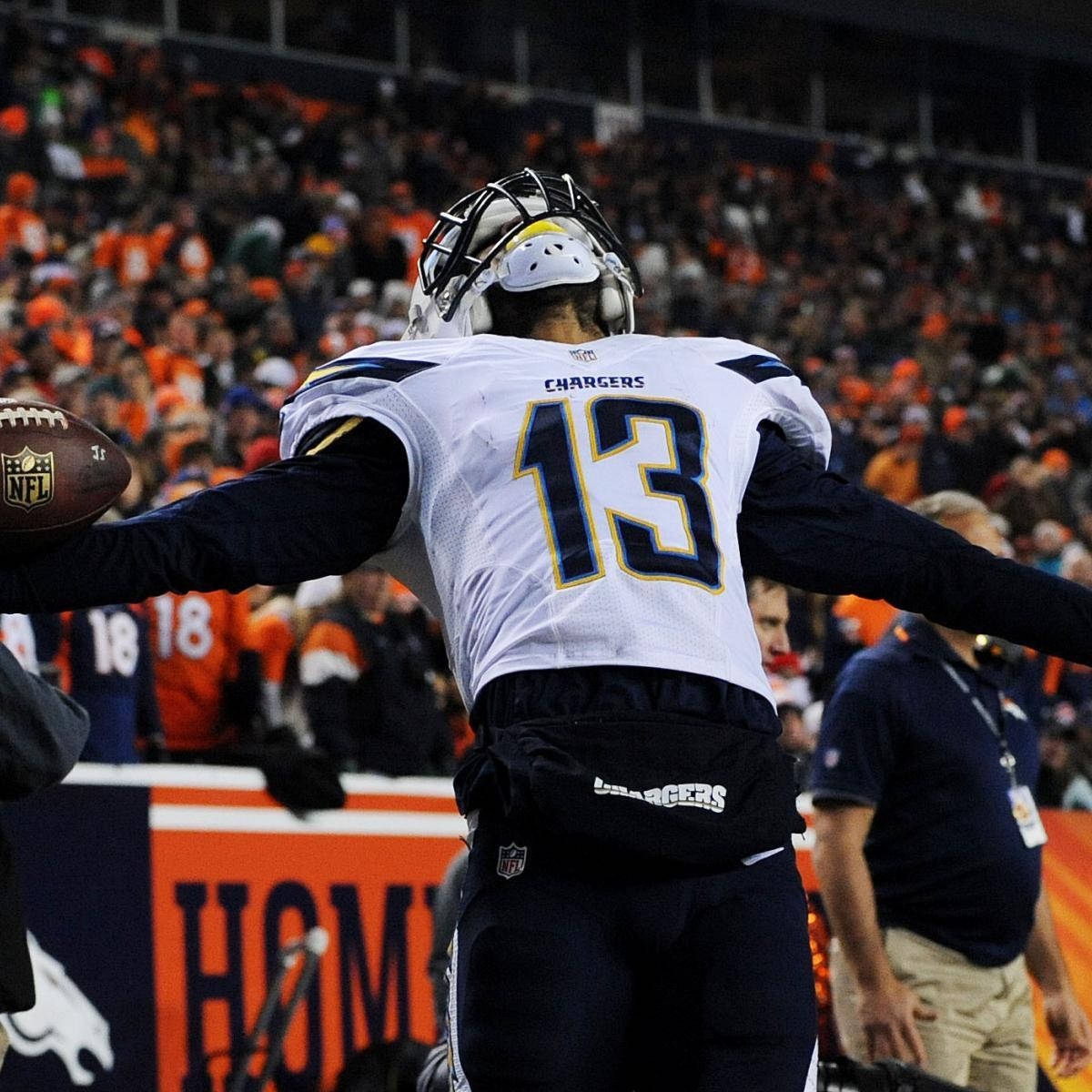 Nfl Keenan Allen Victory Pose